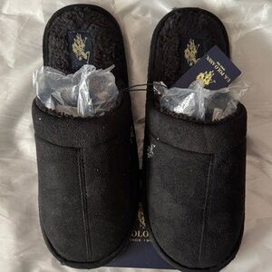 NWT U.S.Polo Assn Mens Slippers M/9-10 Fur Lined índoor/outdoor cushion confort